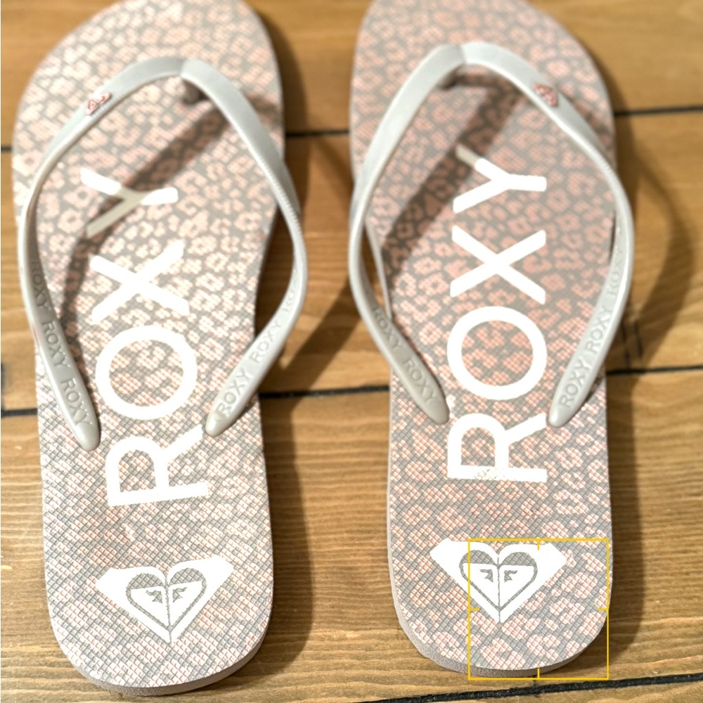 Roxy Women's Sandals - Pink and Gray